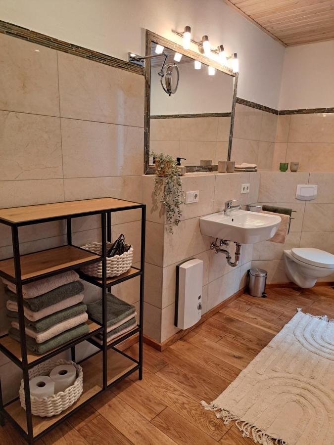 Blick Zum Brueckentor Apartment ทราเบิน-ทราร์บาค ภายนอก รูปภาพ